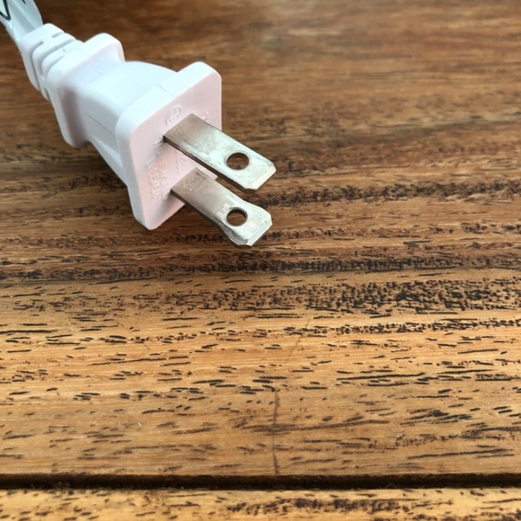 Ibis & Orchid Design - Hibiscus & Hummingbird Night Lamp - Picture 15 of 16